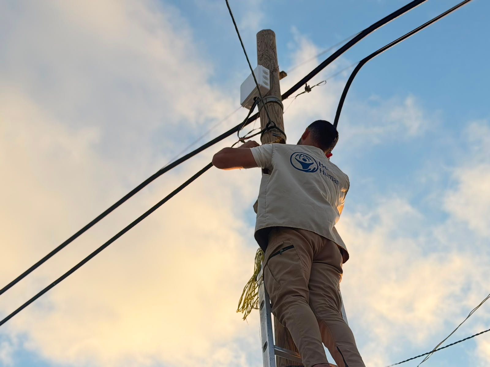 Lighting and Internet Connectivity Campaign for Displacement Camps thumbnail