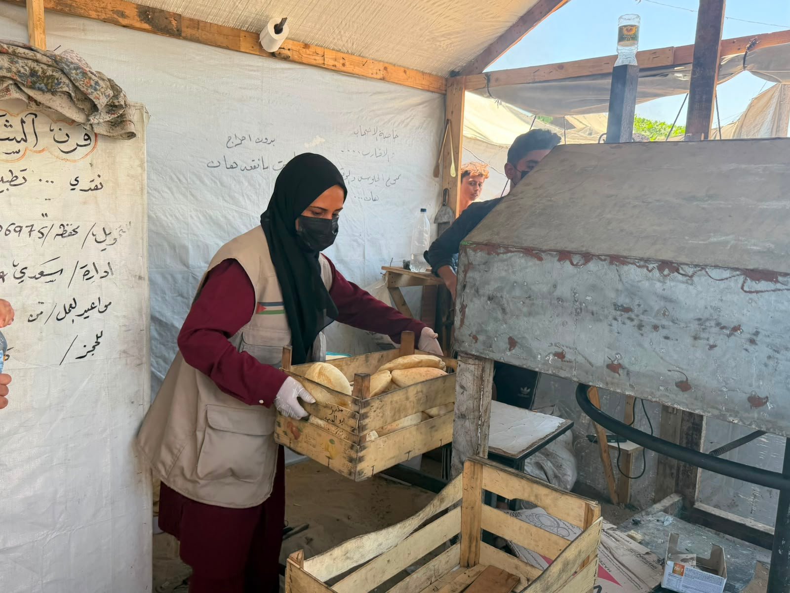 Daily Fresh Bread Distribution for Displaced Families Through Community Bakery Support image 2