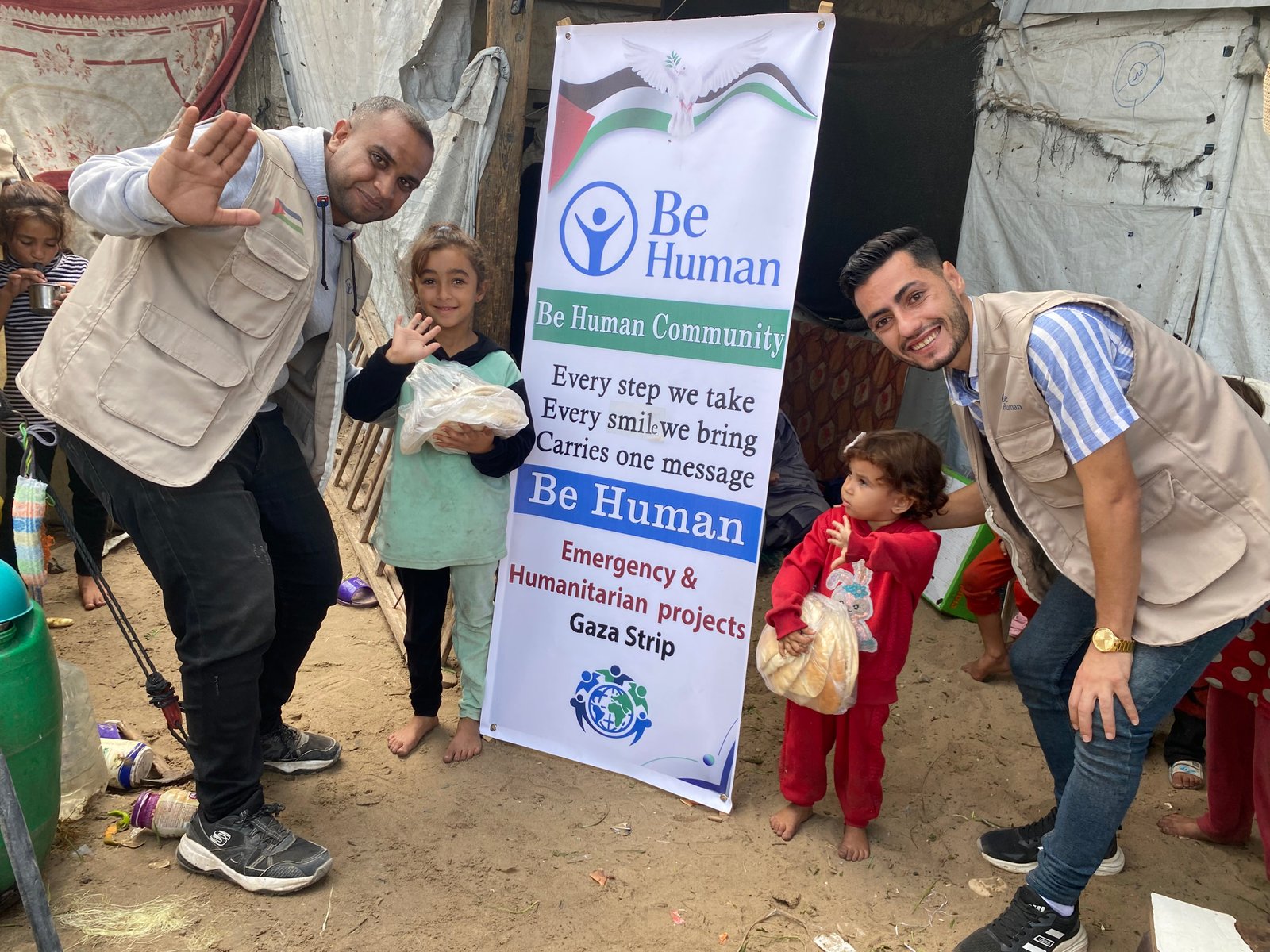 Distribution of Bread for Displaced Families in Khan Younis image 7
